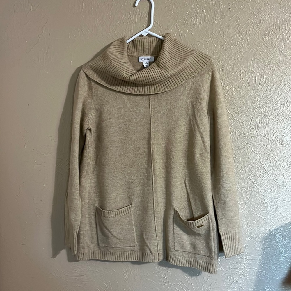 Calvin Klein sweater size S